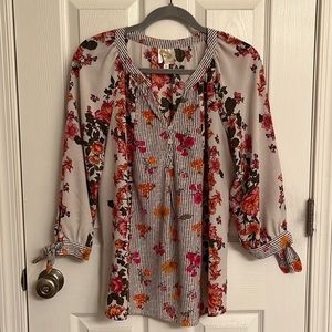 fig and flower Cream Orange Floral Print Long Sleeve Polyester Blouse Medium